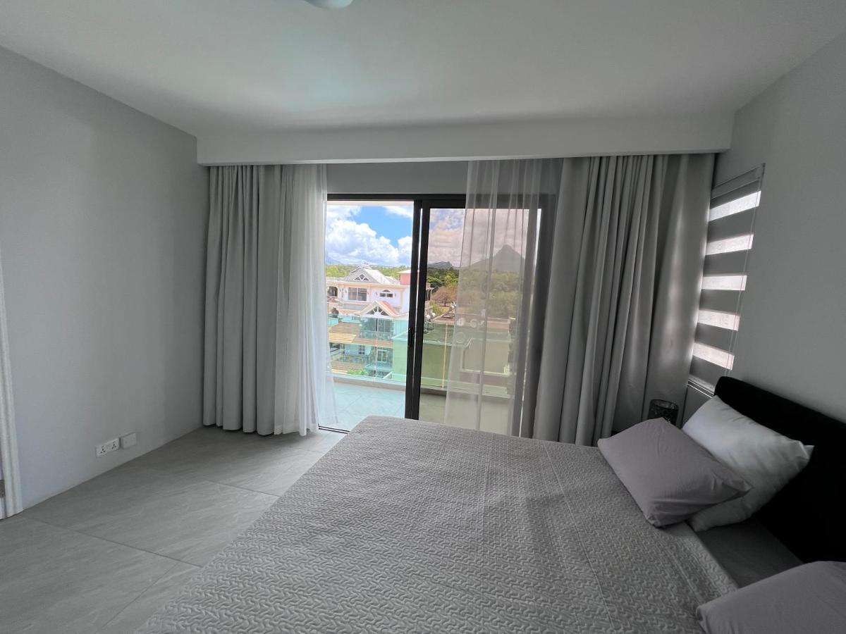 Top-Floor Modern 3Bd Penthouse With Beautiful Mountain View Terrace - 5 Min Walk To Beach Flic-en-Flacq Dış mekan fotoğraf