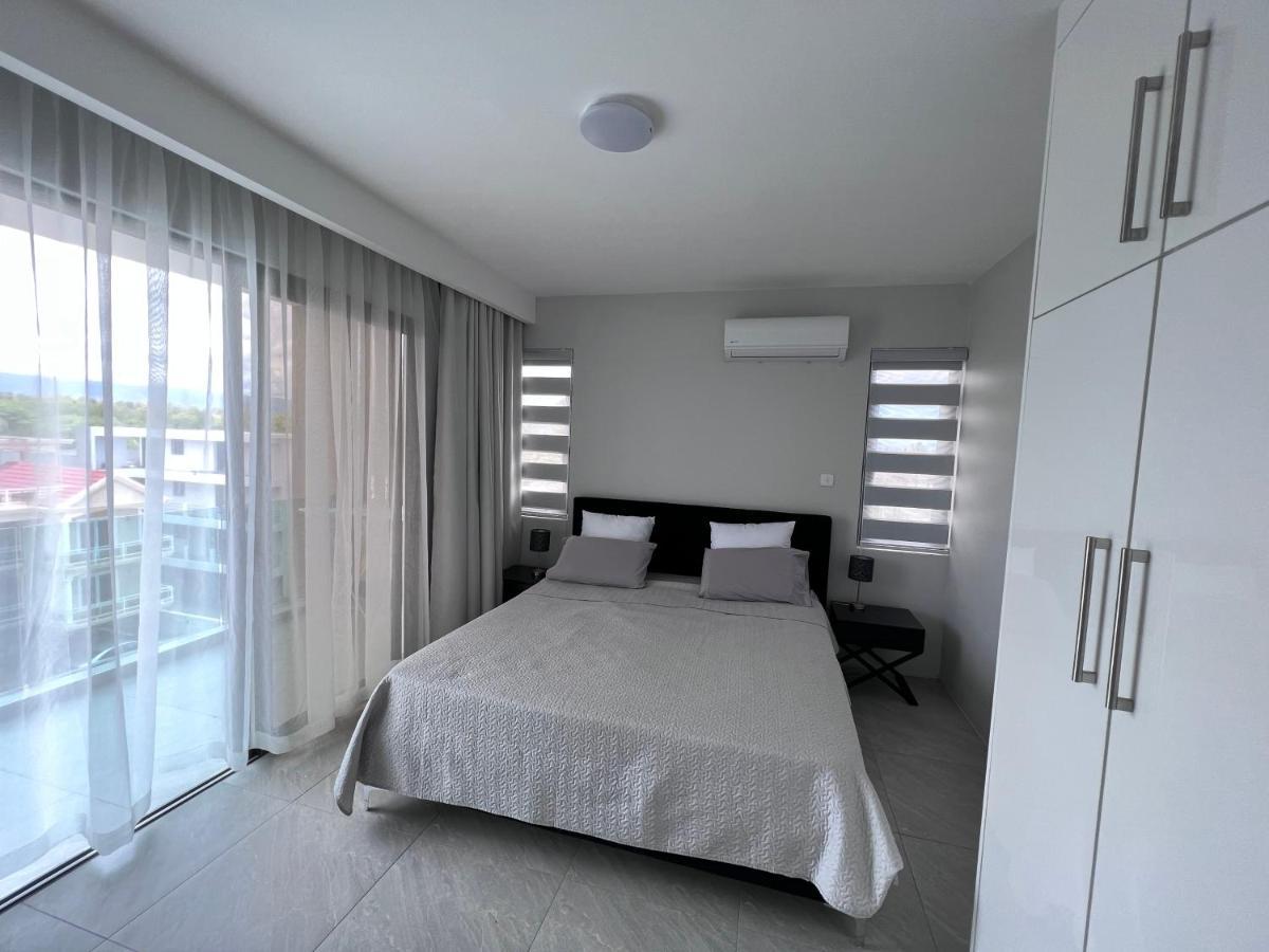 Top-Floor Modern 3Bd Penthouse With Beautiful Mountain View Terrace - 5 Min Walk To Beach Flic-en-Flacq Dış mekan fotoğraf